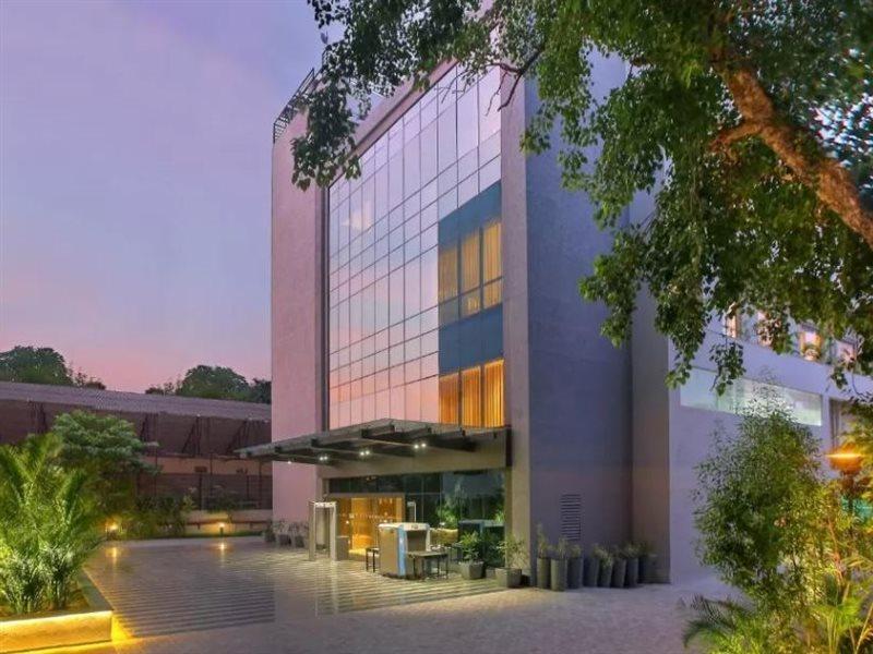 Park Inn By Radisson قاليور المظهر الخارجي الصورة
